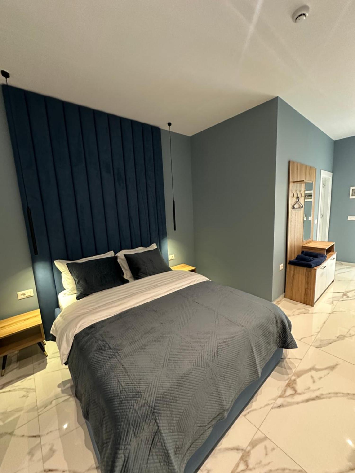 Hotel Luxury By Gjyshi Qerrexhias
